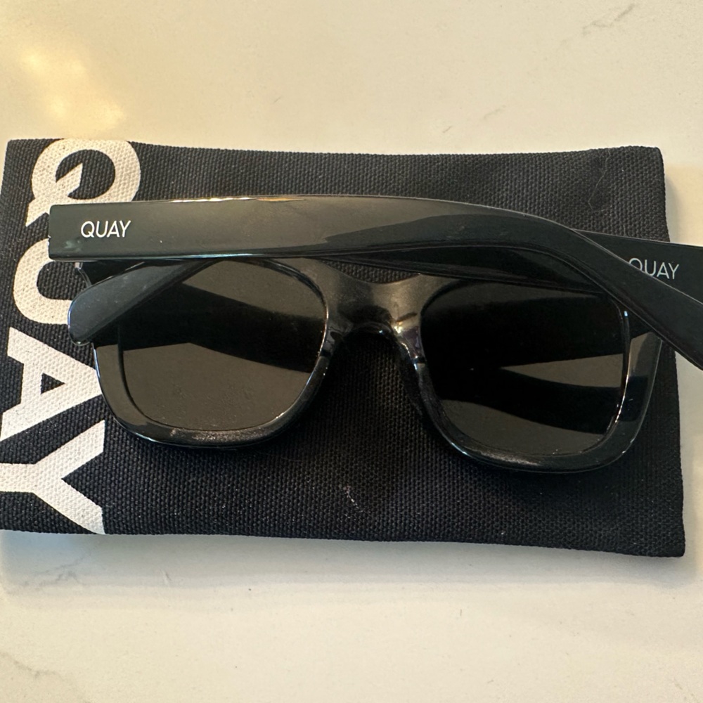 Quay black sunglasses.
